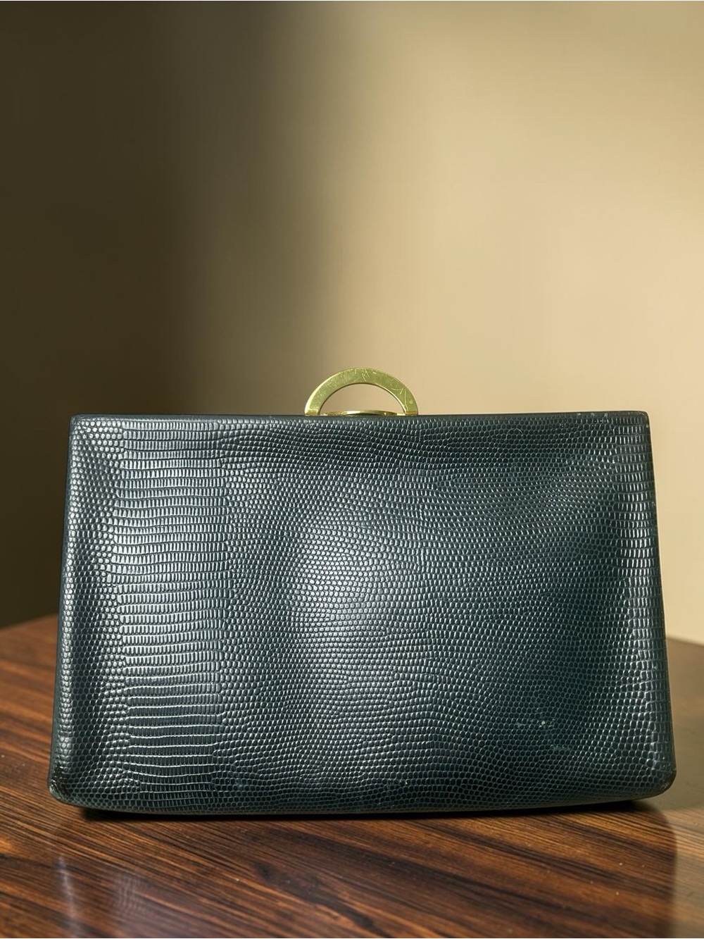 Vintage Evans Black Lizard Embossed Structured Clutch Handbag Gold Tone Frame